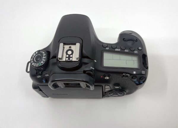 FOTOCAMERA DIGITALE REFLEX CANON EOS 60D - immagine 3