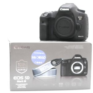 FOTOCAMERA DIGITALE REFLEX F.F. CANON EOS 5D MARK 3.