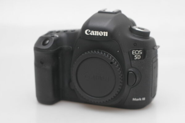 FOTOCAMERA DIGITALE REFLEX F.F. CANON EOS 5D MARK 3. - immagine 4