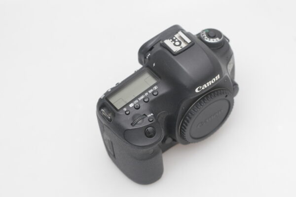 FOTOCAMERA DIGITALE REFLEX F.F. CANON EOS 5D MARK 3. - immagine 3
